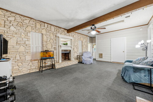 Photo 21 of 914 6th Street in Blanco, Texas