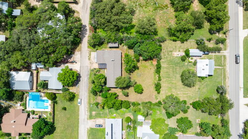 Photo 61 of 914 6th Street in Blanco, Texas